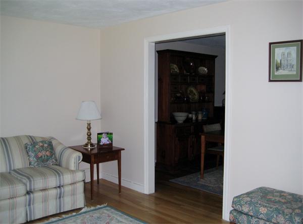 180 David Road Franklin, MA 02038 - Photo 7 of 21 Gallery Image 7