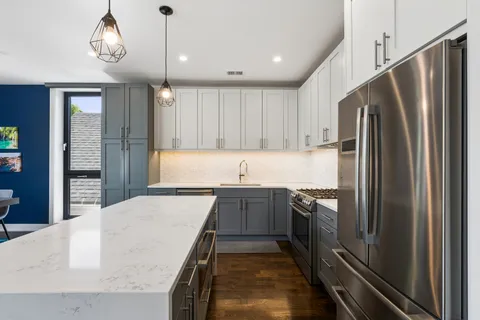 $775,000 | 3032 West Lyndale Street, Unit 2W, Chicago, IL 60647