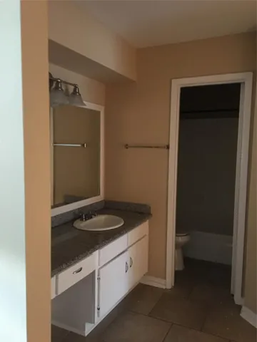 $699 | 5625 Antoine Drive, Unit 102, Houston, TX 77091