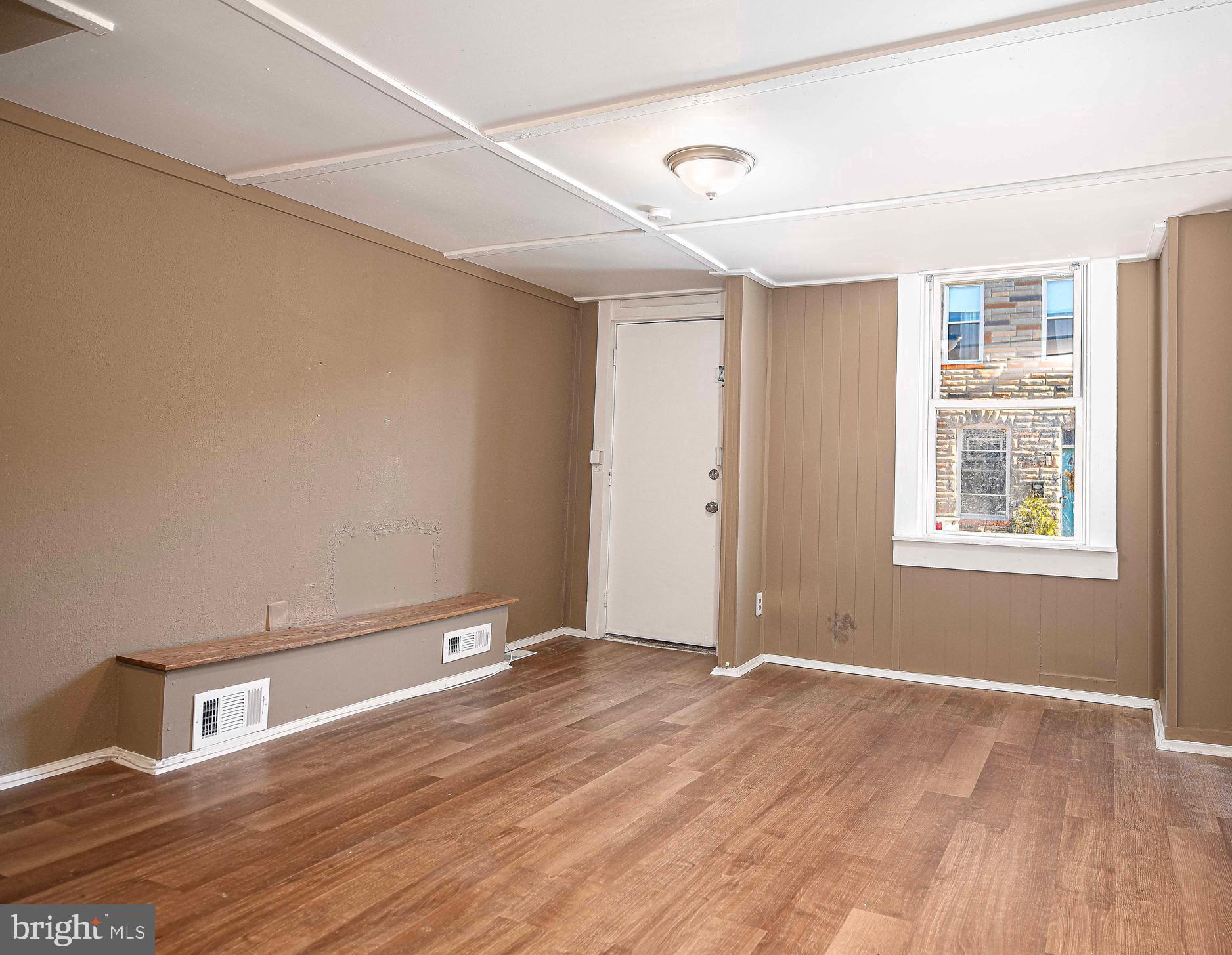 22 North Curley Street Baltimore, MD 21224 - Photo 3 of 29