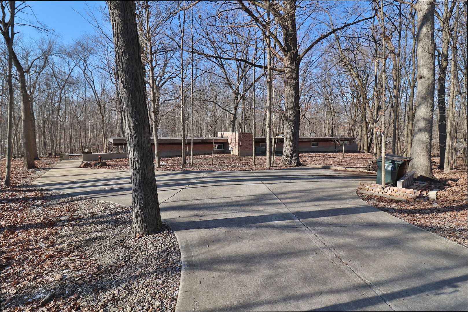 20120 West Brightway Road Mokena, IL 60448 - Photo 1 of 32 a view of a yard with tree s