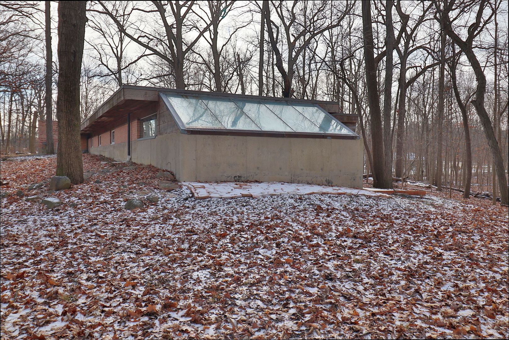 20120 West Brightway Road Mokena, IL 60448 - Photo 27 of 32 a view of a backyard of the house
