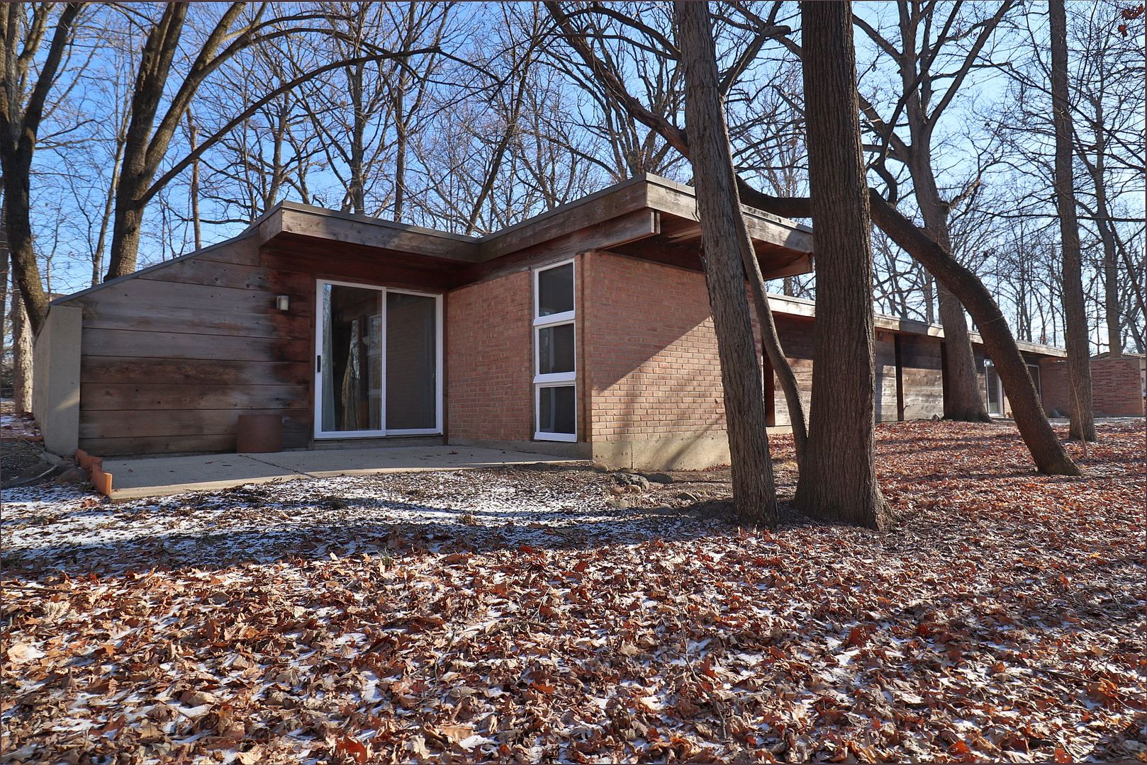 20120 West Brightway Road Mokena, IL 60448 - Photo 8 of 32 a view of a house with a yard