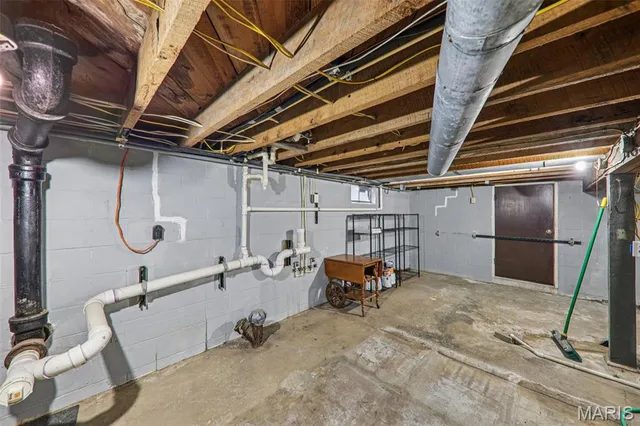 $124,000 | 242 Hickory Road, Pocahontas, IL 62275