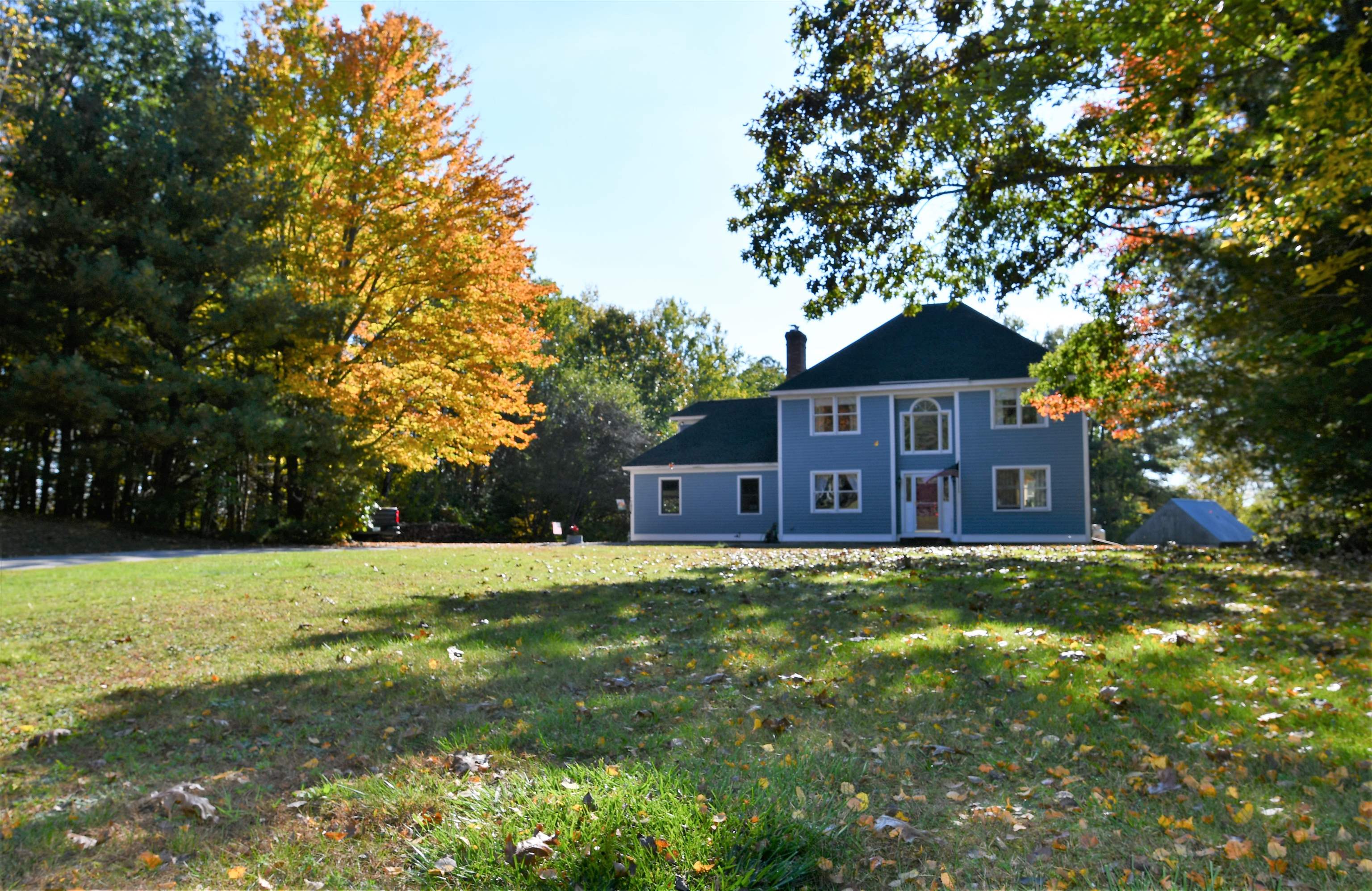 83 Oak Ridge Road Weare, NH 03281 - Photo 1 of 27