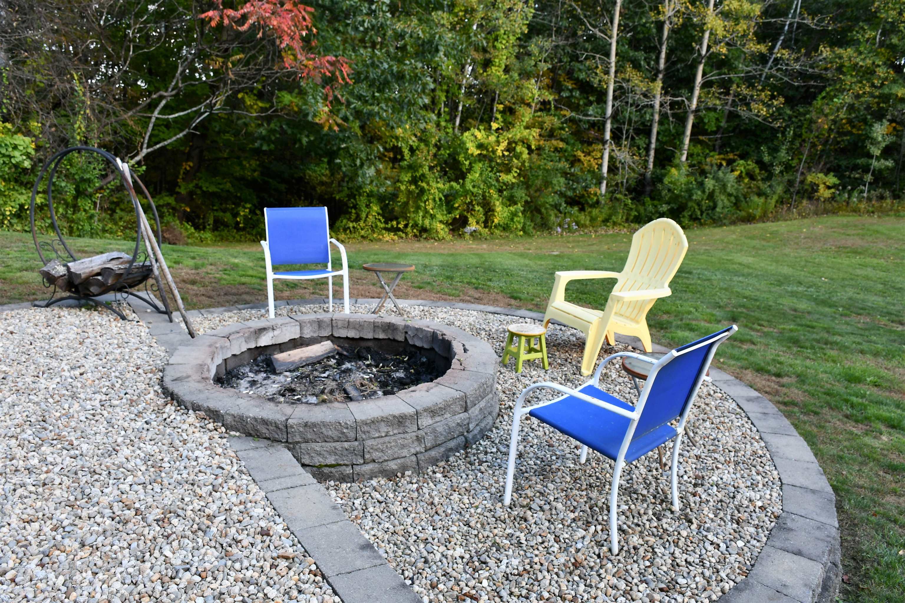 83 Oak Ridge Road Weare, NH 03281 - Photo 25 of 27