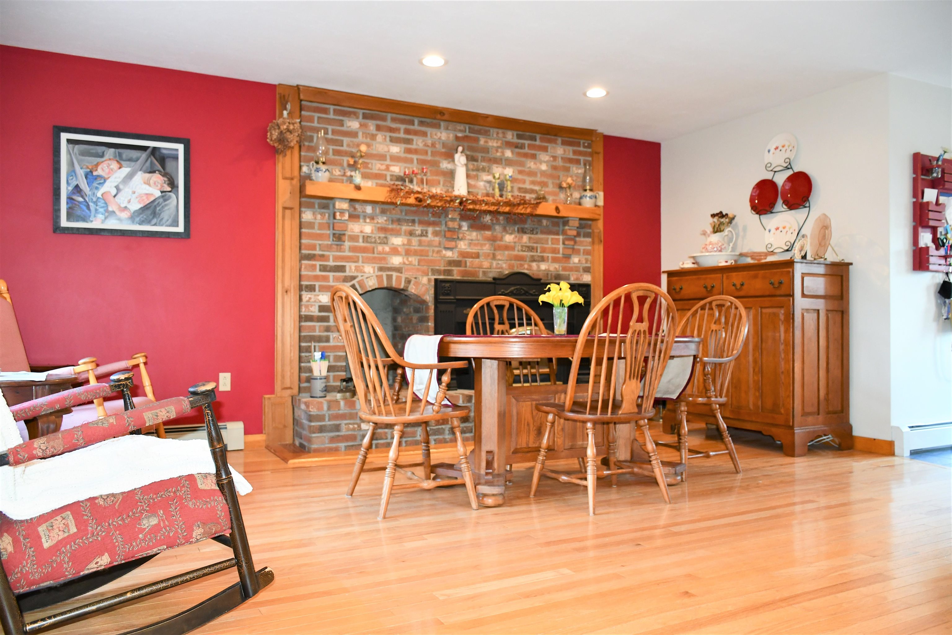 83 Oak Ridge Road Weare, NH 03281 - Photo 8 of 27