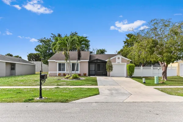$528,000 | 9969 Robins Nest Road, Boca Raton, FL 33496