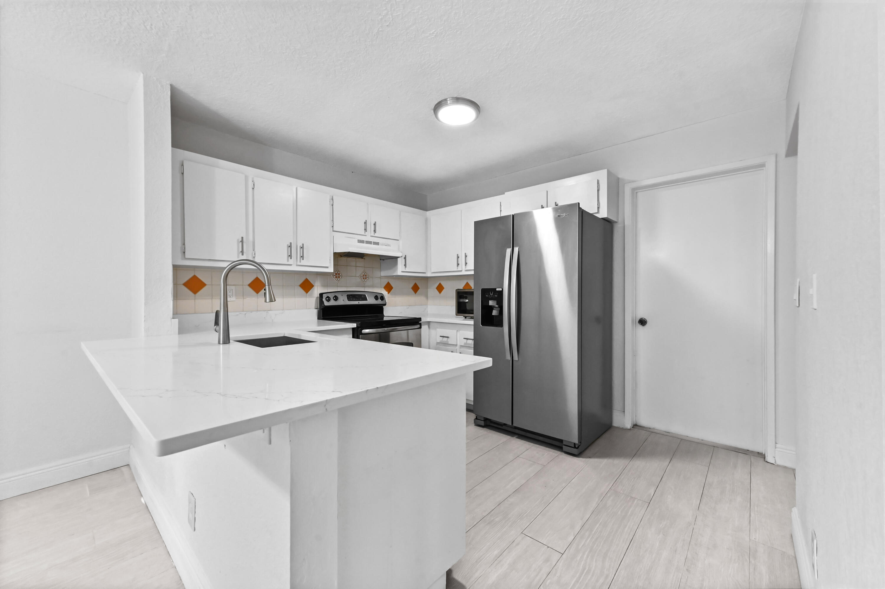 9969 Robins Nest Road Boca Raton, FL 33496 - Photo 13 of 34 14 kitchen 02