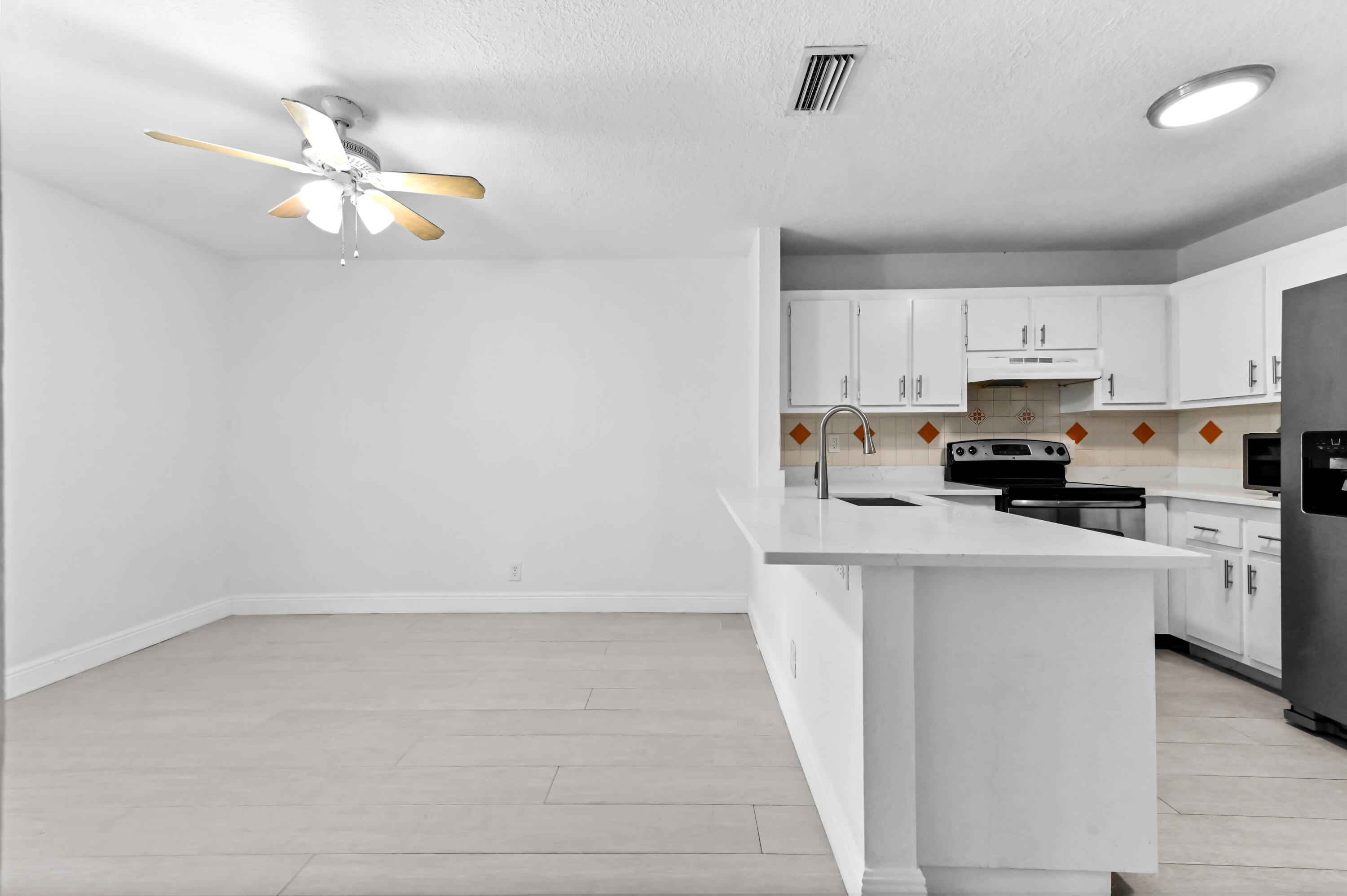 9969 Robins Nest Road Boca Raton, FL 33496 - Photo 16 of 34 17 dining area 01