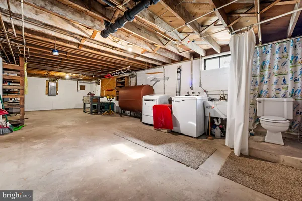$2,400 | 16811 Ridge Road, Upperco, MD 21155