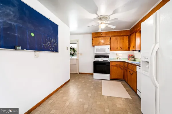 $2,400 | 16811 Ridge Road, Upperco, MD 21155