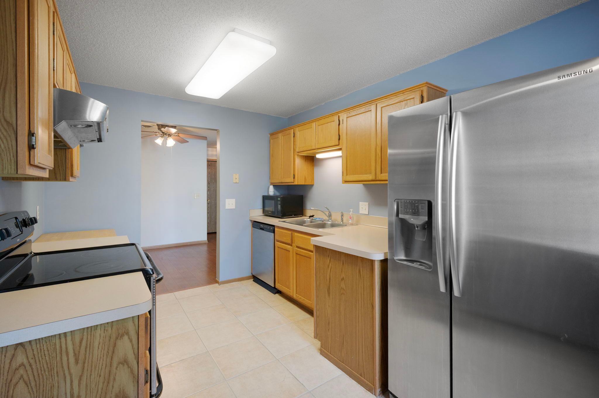 6248 Magda Drive, Unit D Maple Grove, MN 55369 - Photo 5 of 19