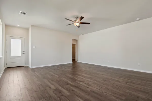 $1,730 | 15838 Berry Hl Drive, Conroe, TX 77303