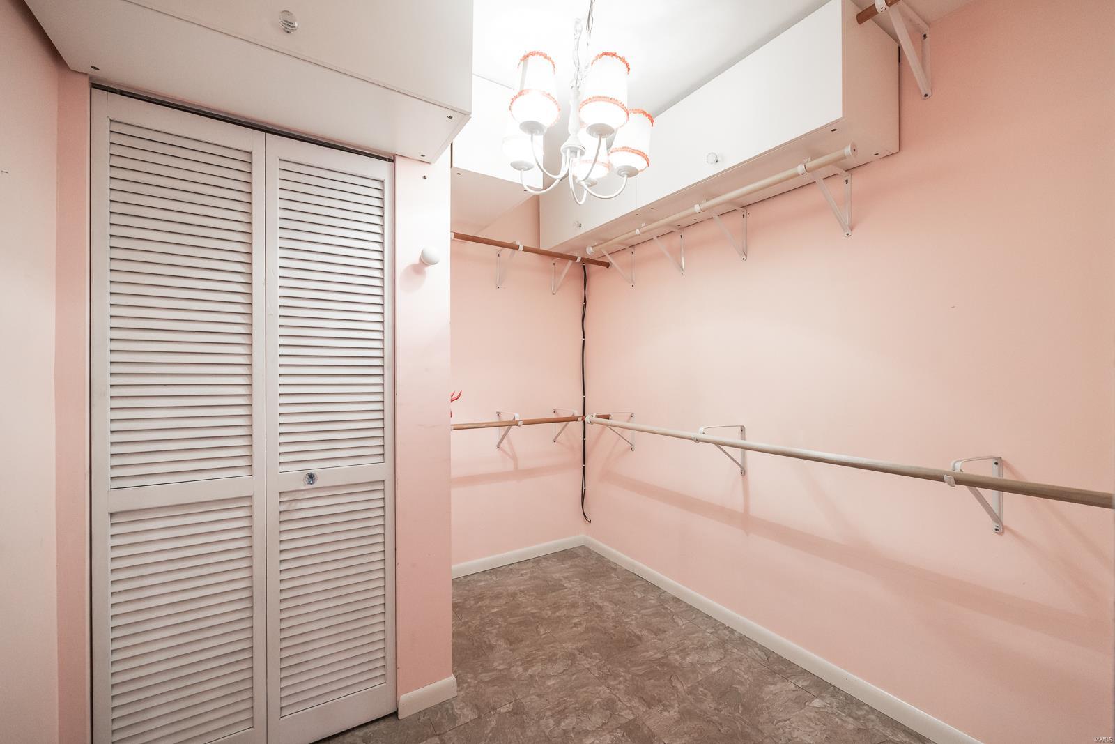 511 Covered Bridge Lane Belleville, IL 62221 - Photo 34 of 58