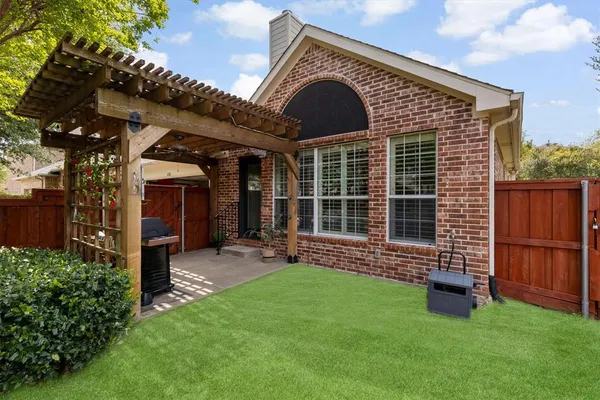 $554,900 | 6924 Calm Meadow Drive, Frisco, TX 75035