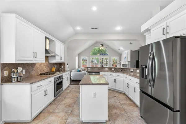 $554,900 | 6924 Calm Meadow Drive, Frisco, TX 75035