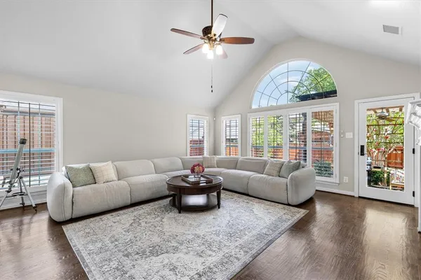 $554,900 | 6924 Calm Meadow Drive, Frisco, TX 75035