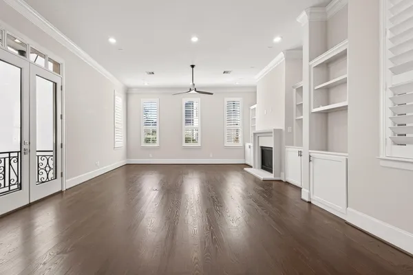 $939,900 | 122 Gateway Park Place, Spring, TX 77380