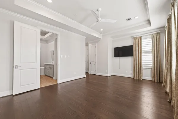 $939,900 | 122 Gateway Park Place, Spring, TX 77380