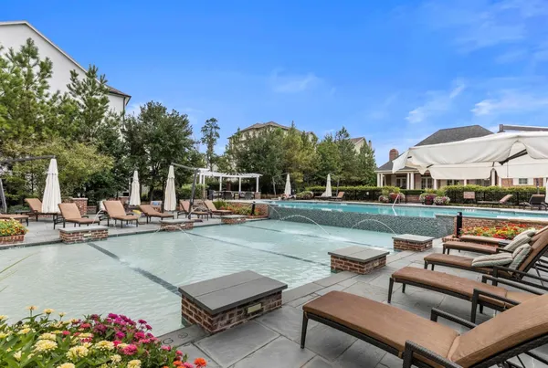 $939,900 | 122 Gateway Park Place, Spring, TX 77380