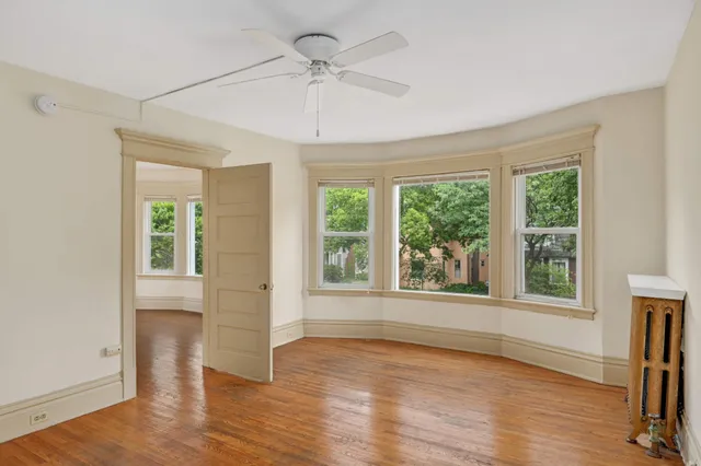 $1,800 | 2428 Colfax Avenue South, Unit 2, Minneapolis, MN 55405