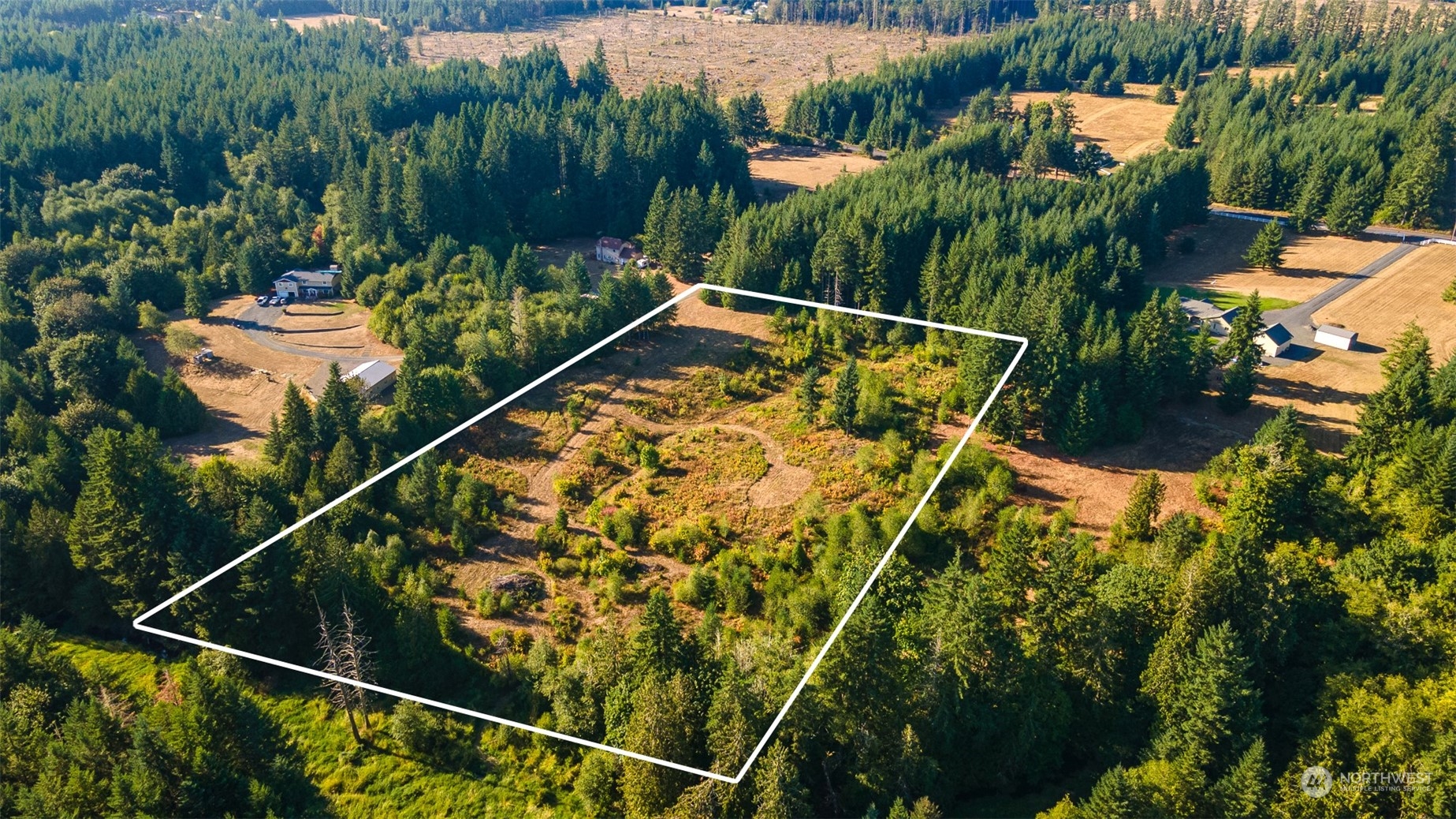 465-29 Sargent Road Winlock, WA 98596 - Photo 15 of 25 an outdoor space with garden