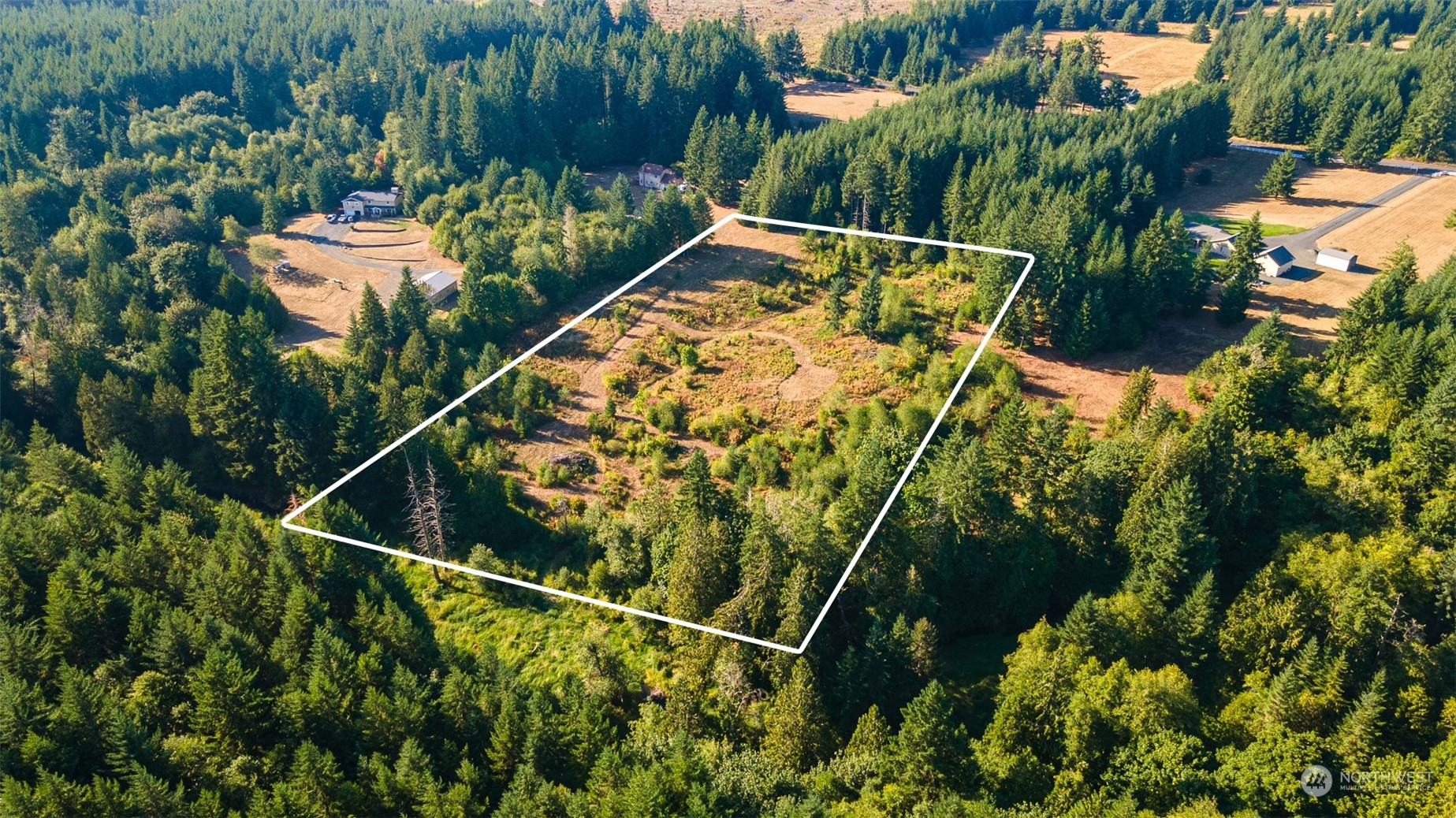 465-29 Sargent Road Winlock, WA 98596 - Photo 17 of 25 a view of a backyard