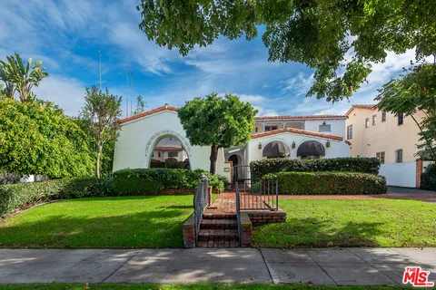 $3,995,000 | 316 South Camden Drive, Beverly Hills, CA 90212