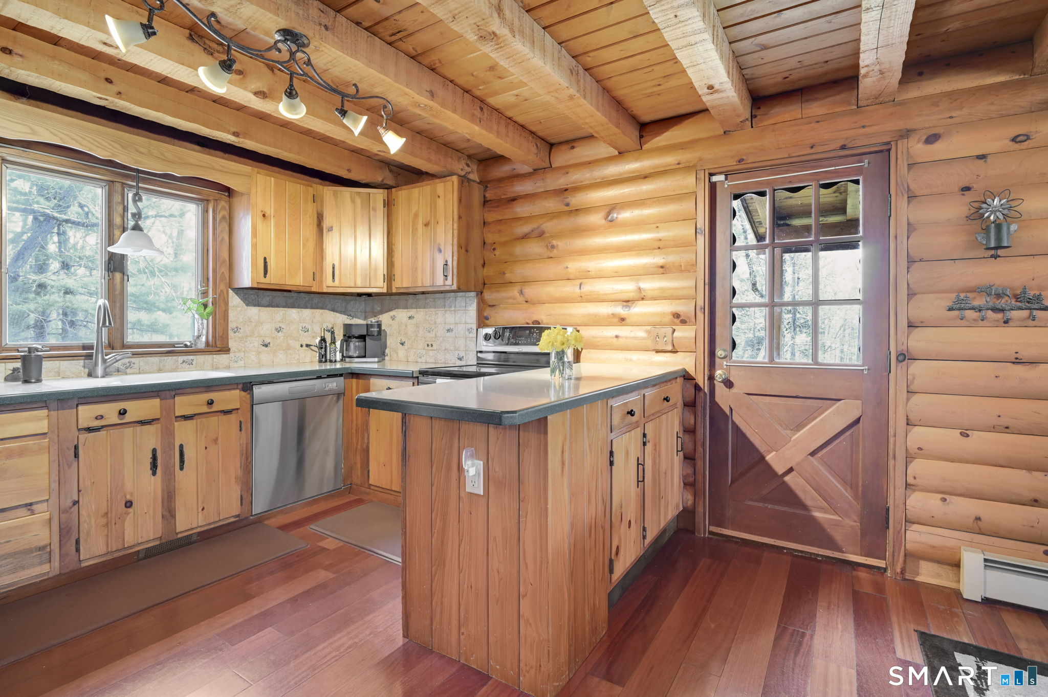 35 Jones Street Hebron, CT 06231 - Photo 16 of 40