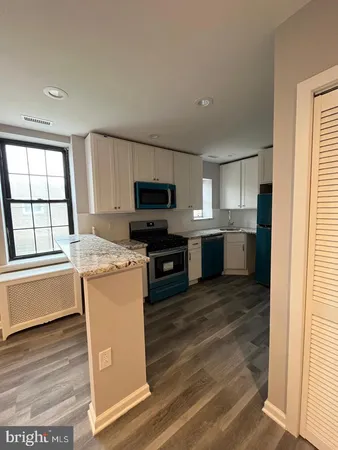 $2,000 | 1208 Mifflin Street, Unit 2, Philadelphia, PA 19148