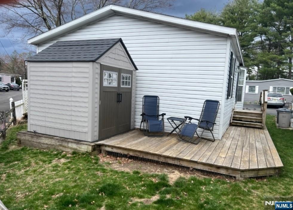 600 Pulis Mahwah, NJ 07430 - Photo 2 of 11 a view of a backyard with sitting area