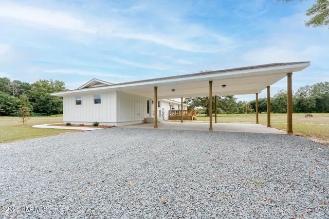 $389,900 | 3010 Peanut Plant Road, Elizabethtown, NC 28337