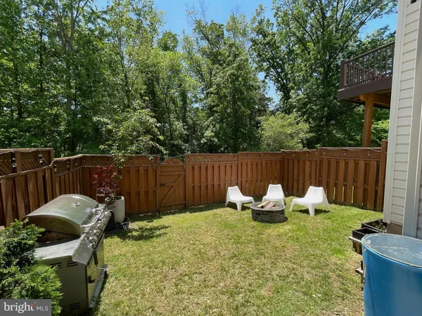 $3,500 | 22098 Avonworth Square, Broadlands, VA 20148