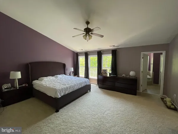 $3,500 | 22098 Avonworth Square, Broadlands, VA 20148