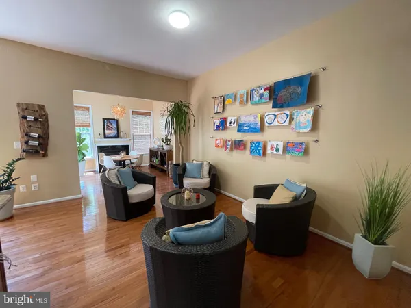 $3,500 | 22098 Avonworth Square, Broadlands, VA 20148