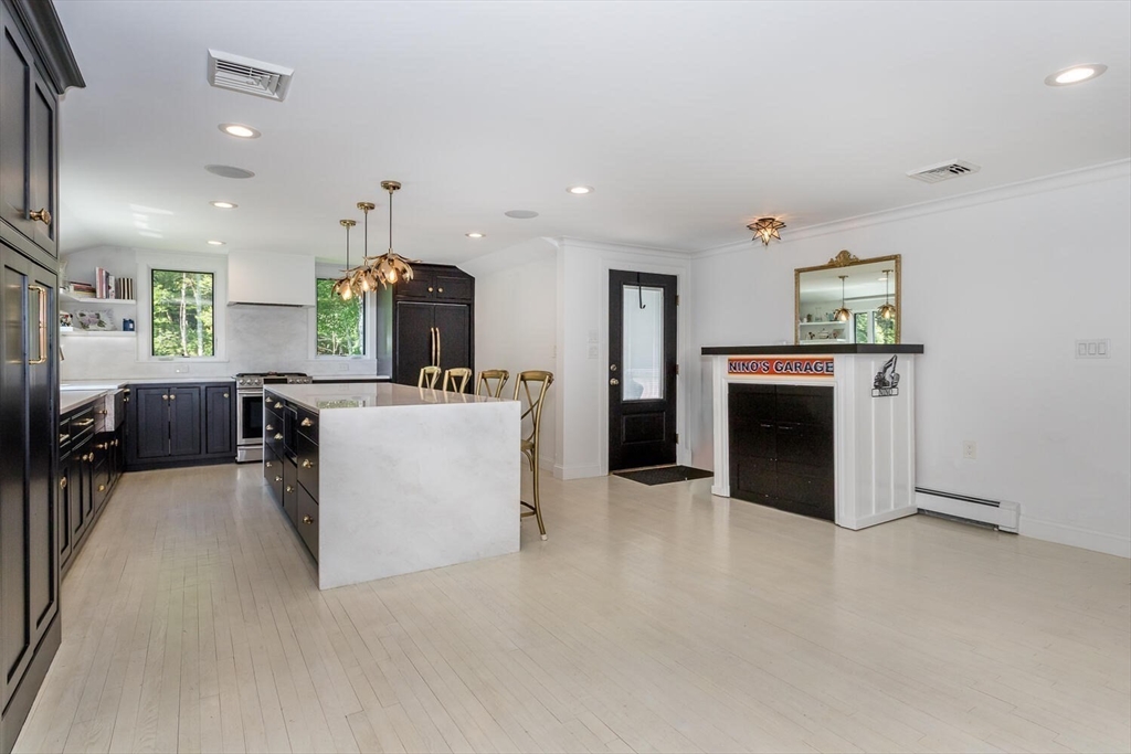 2 Overlook Road Canton, MA 02021 - Photo 6 of 25 Gallery Image 6