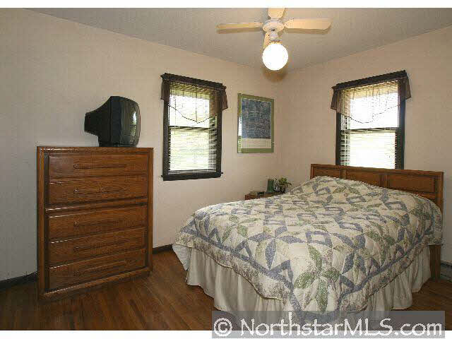 522 River Road St. Joseph, WI 54016 - Photo 7 of 10 Gallery Image 7