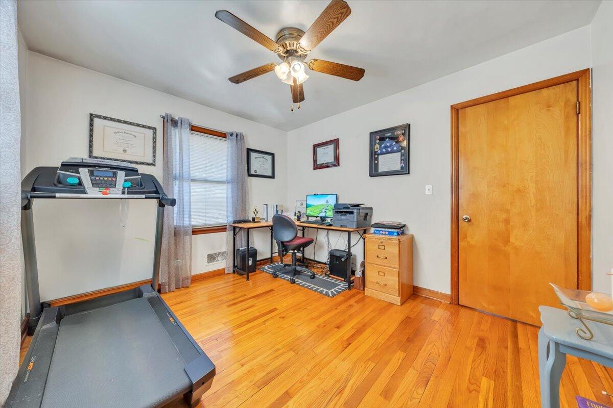 4902 Rowe Ridge Road Northwest Roanoke, VA 24017 - Photo 16 of 36 16-MIB06018