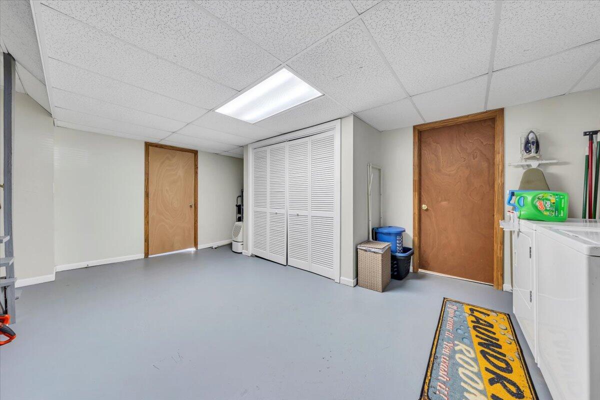 4902 Rowe Ridge Road Northwest Roanoke, VA 24017 - Photo 28 of 36 28-MIB06024