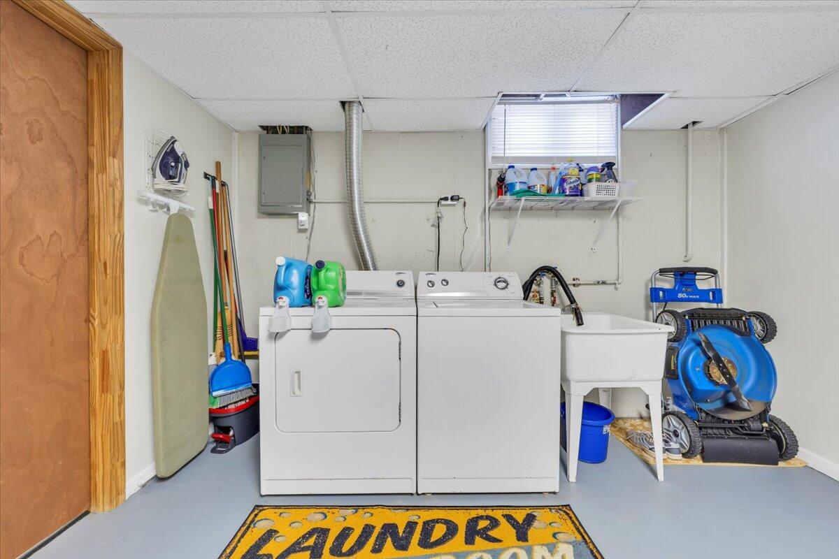 4902 Rowe Ridge Road Northwest Roanoke, VA 24017 - Photo 29 of 36 29-MIB06027