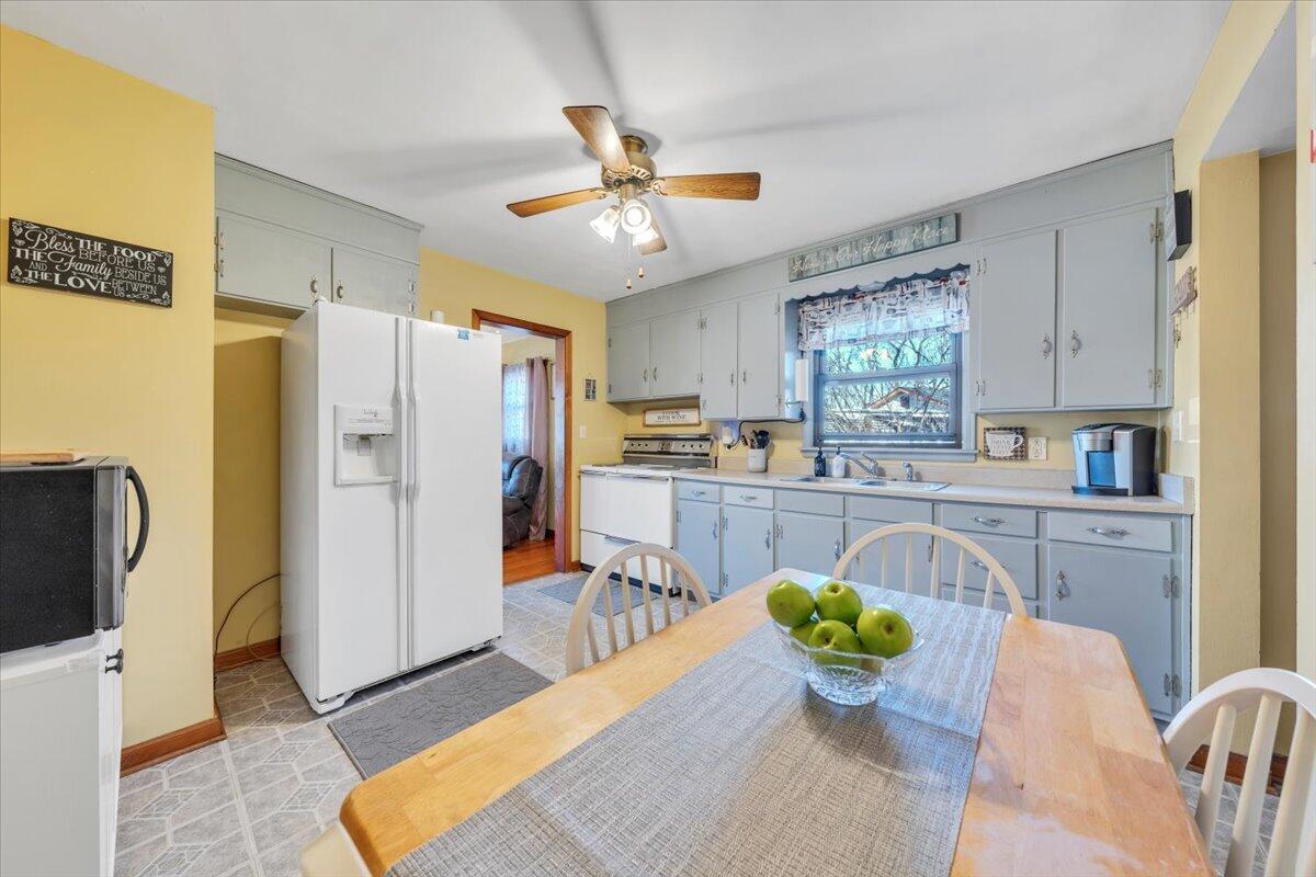 4902 Rowe Ridge Road Northwest Roanoke, VA 24017 - Photo 7 of 36 07-MIB05982