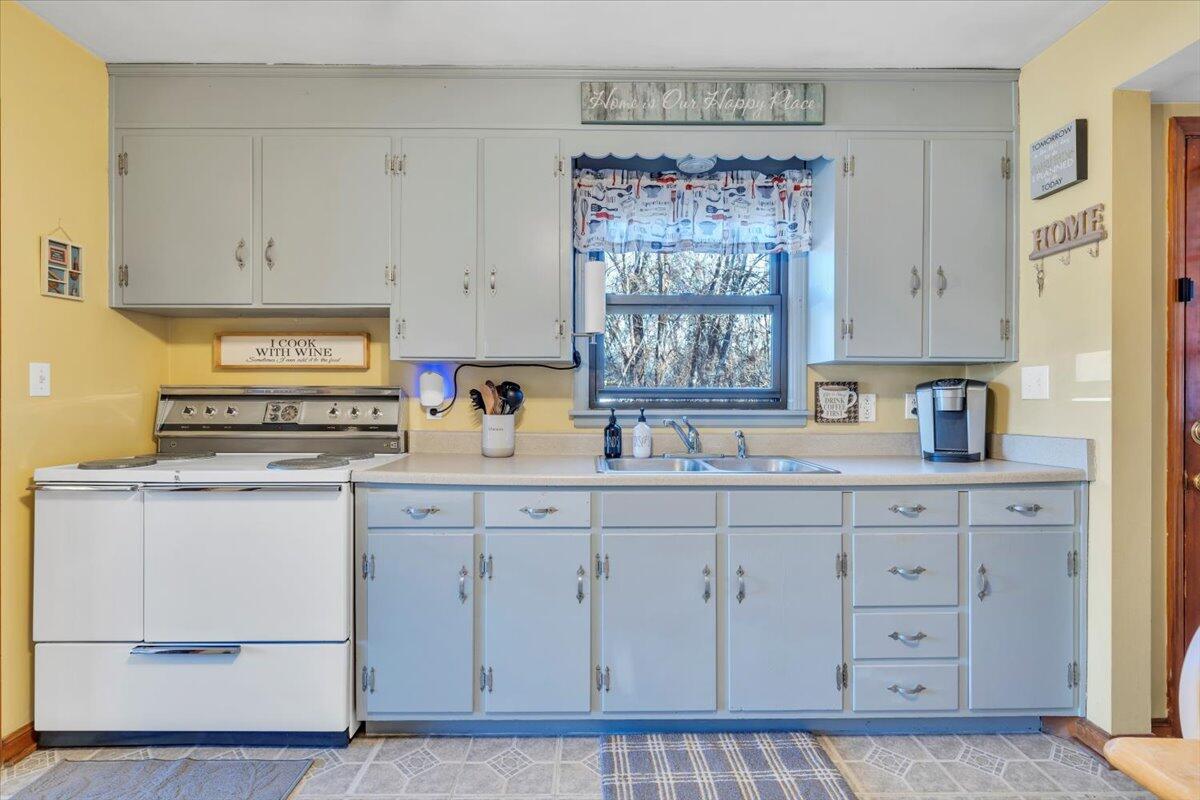 4902 Rowe Ridge Road Northwest Roanoke, VA 24017 - Photo 9 of 36 09-MIB05988