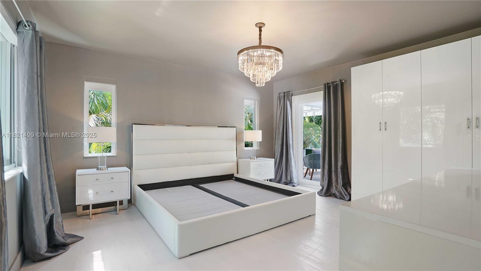 5650 Pine Tree Drive Miami Beach, FL 33140 - Photo 26 of 48