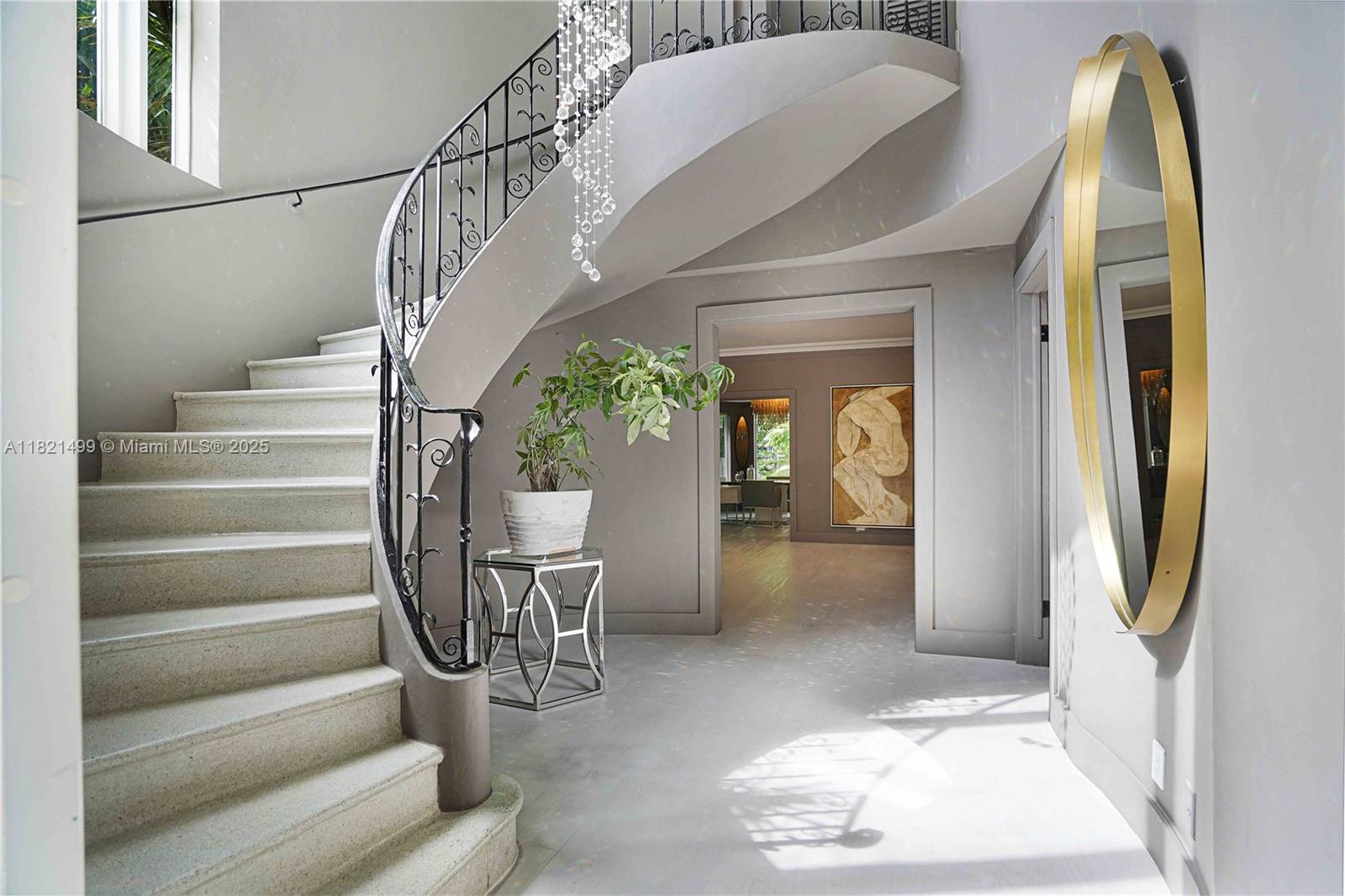 5650 Pine Tree Drive Miami Beach, FL 33140 - Photo 8 of 48