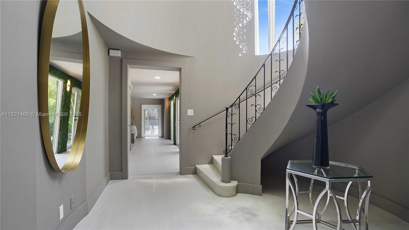 5650 Pine Tree Drive Miami Beach, FL 33140 - Photo 9 of 48