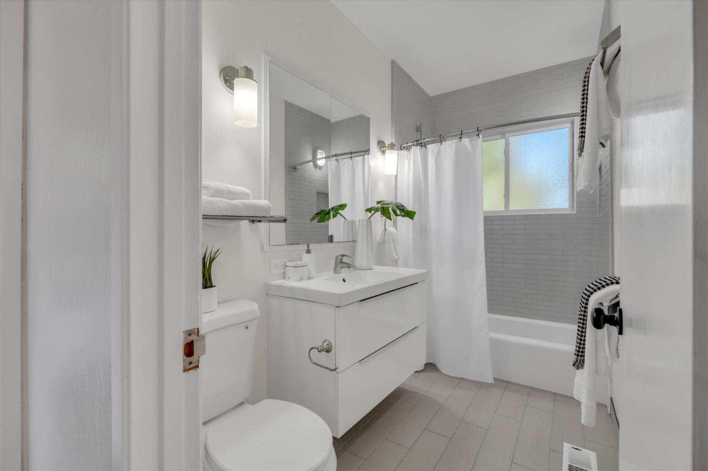 12 Summit Road Woodside, CA 94062 - Photo 17 of 44