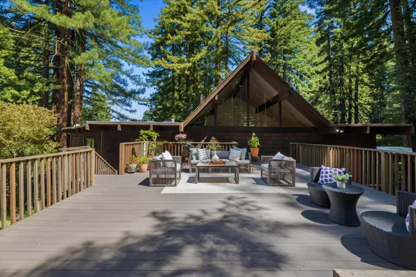 $2,250,000 | 12 Summit Road, Woodside, CA 94062