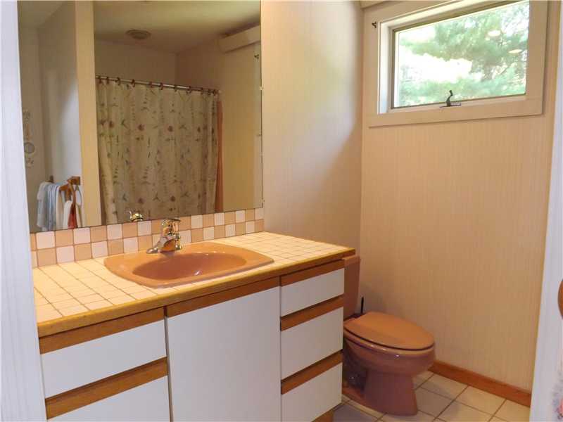 240 Old Coach Road Charlestown, RI 02813 - Photo 21 of 23 Master Bath/Spa.