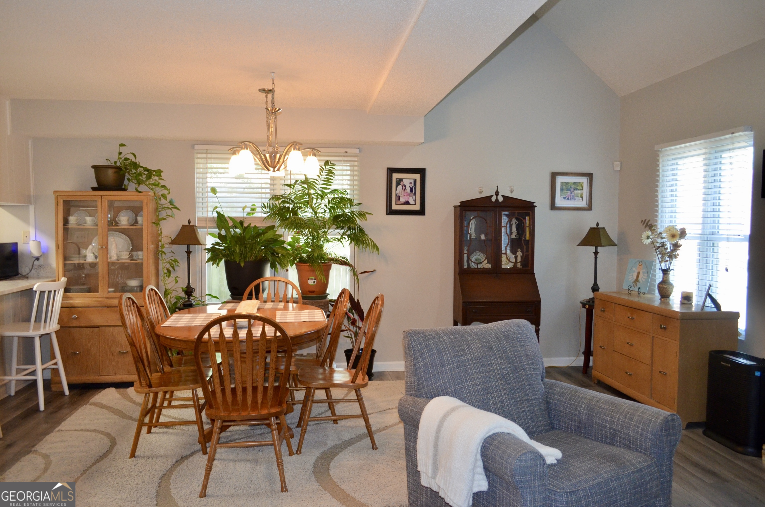 116 Elk Run Warner Robins, GA 31088 - Photo 9 of 43 a dining room with furniture a chandelier and window